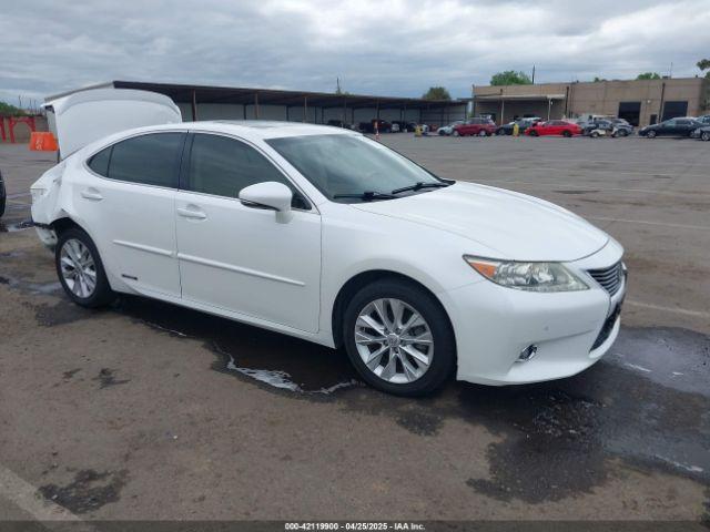  Salvage Lexus Es
