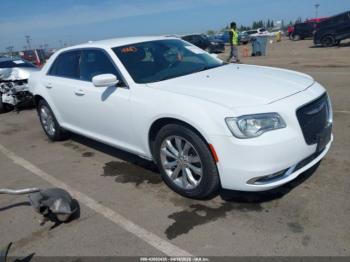  Salvage Chrysler 300