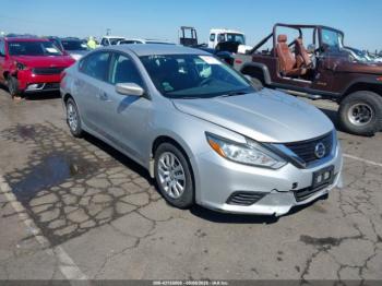  Salvage Nissan Altima