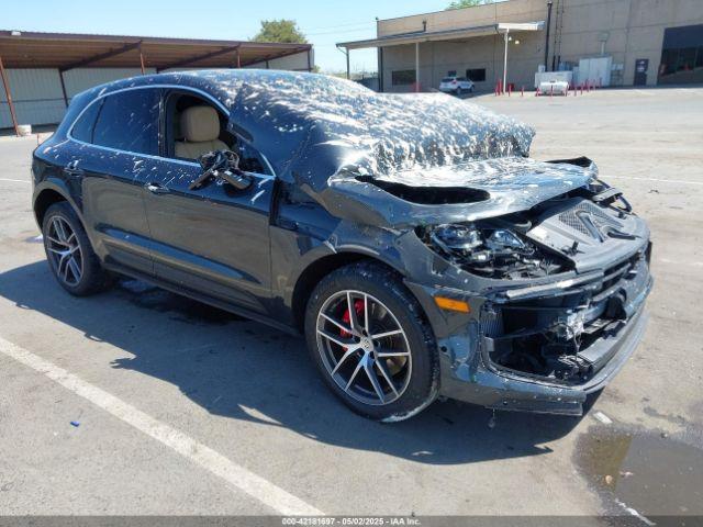 Salvage Porsche Macan