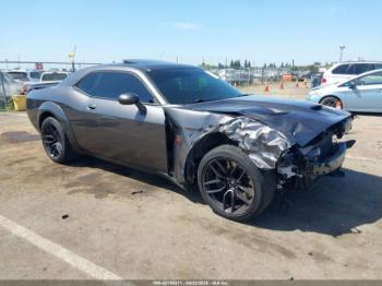  Salvage Dodge Challenger