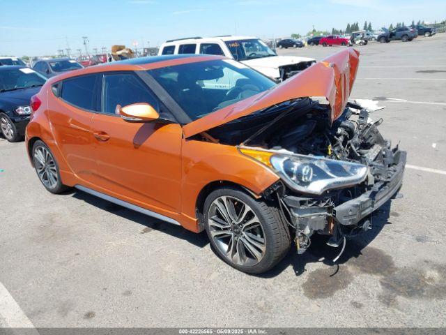  Salvage Hyundai VELOSTER