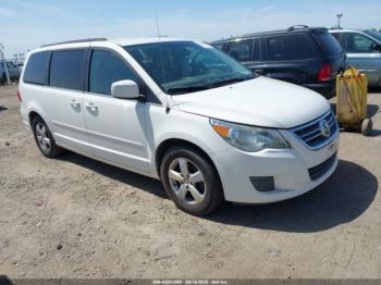  Salvage Volkswagen Routan
