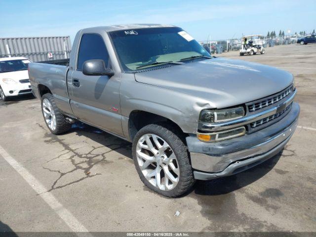  Salvage Chevrolet Silverado 1500