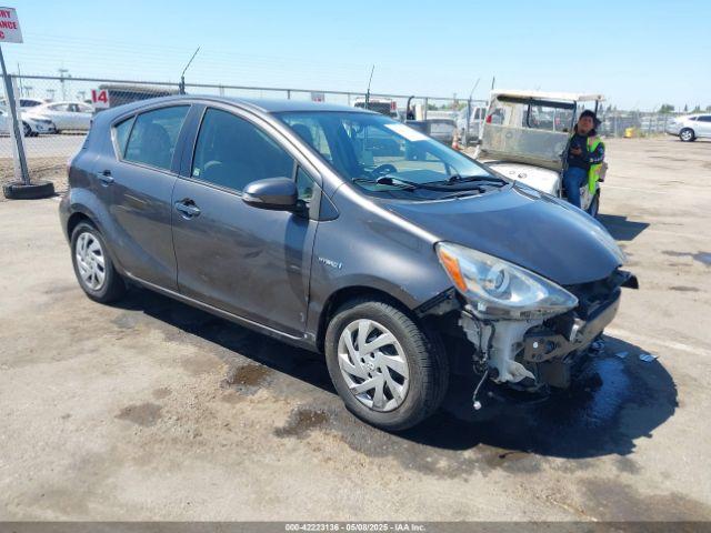  Salvage Toyota Prius c
