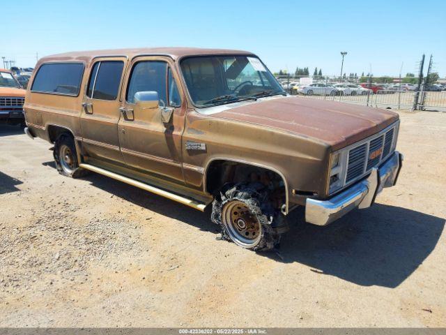  Salvage GMC Suburban