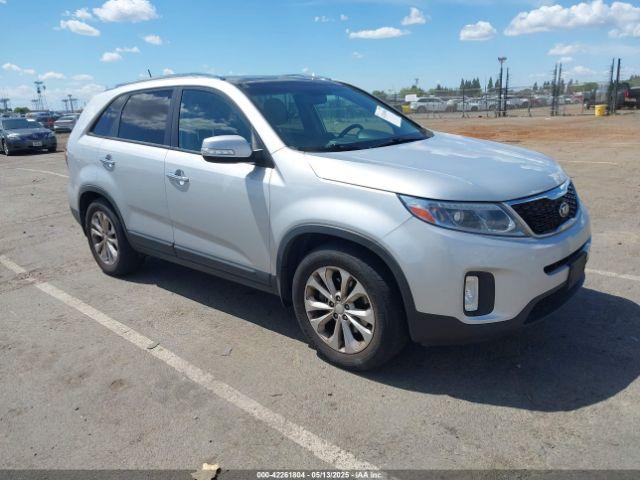  Salvage Kia Sorento