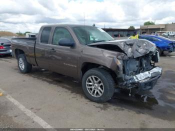  Salvage Chevrolet Silverado 1500