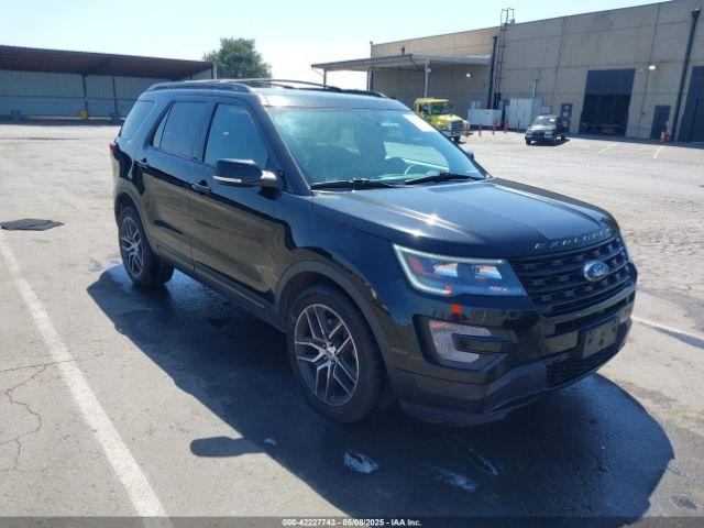  Salvage Ford Explorer