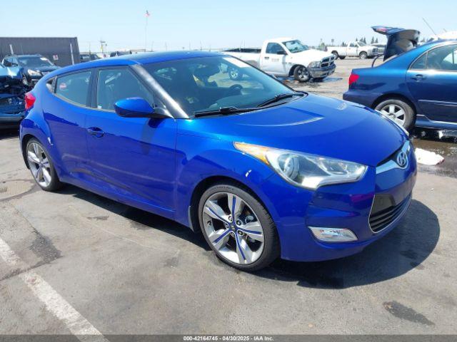  Salvage Hyundai VELOSTER
