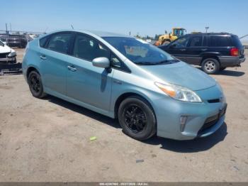  Salvage Toyota Prius