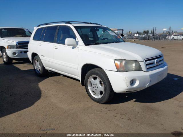  Salvage Toyota Highlander