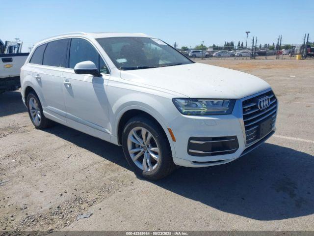  Salvage Audi Q7
