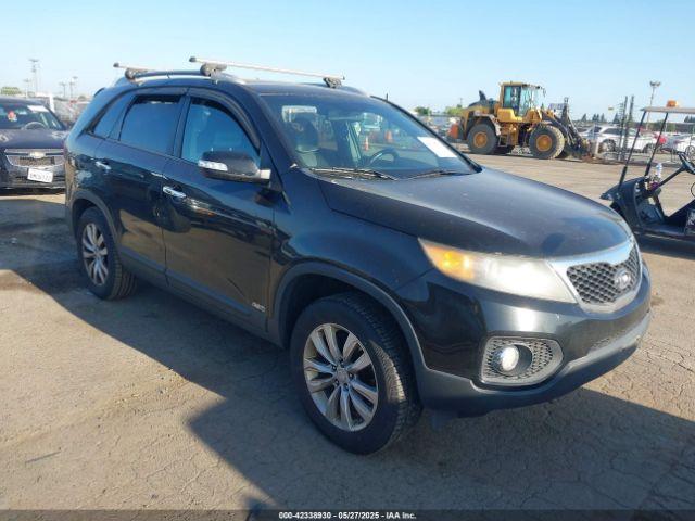  Salvage Kia Sorento