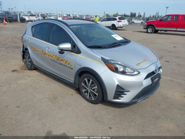  Salvage Toyota Prius c