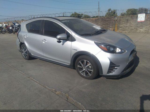  Salvage Toyota Prius c