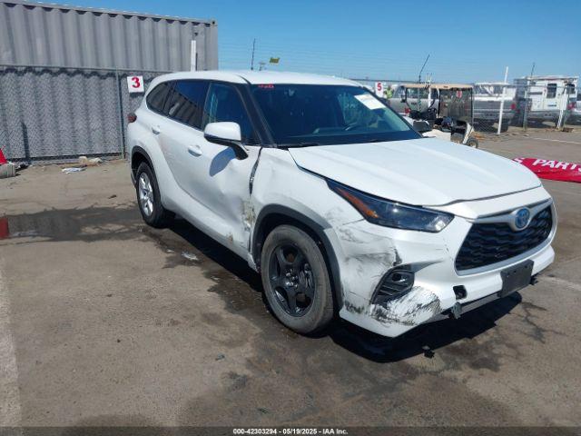  Salvage Toyota Highlander