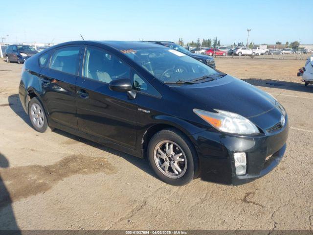  Salvage Toyota Prius