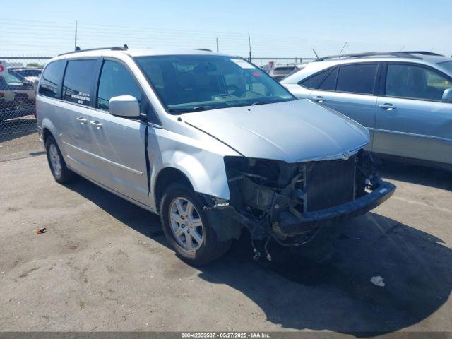  Salvage Chrysler Town & Country