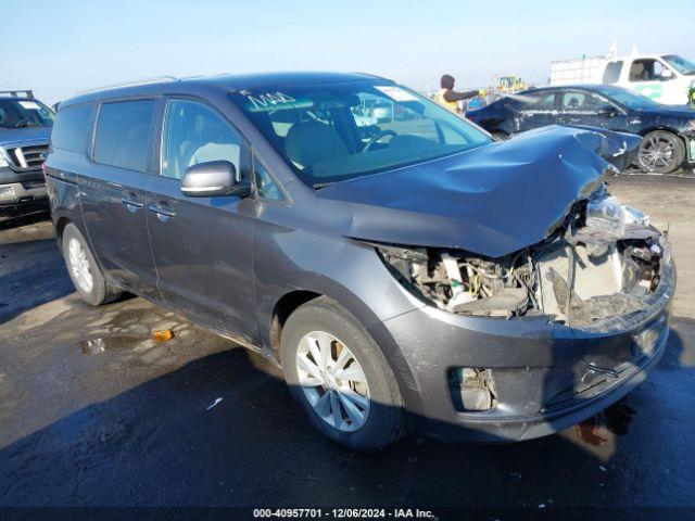 Salvage Kia Sedona