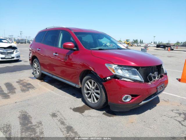  Salvage Nissan Pathfinder