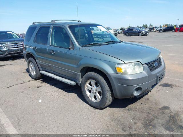  Salvage Ford Escape