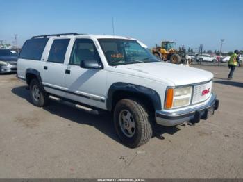  Salvage GMC Suburban