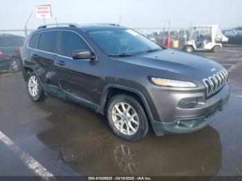  Salvage Jeep Cherokee