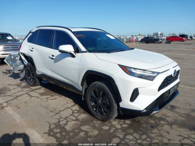  Salvage Toyota RAV4