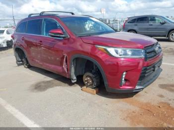  Salvage Toyota Highlander