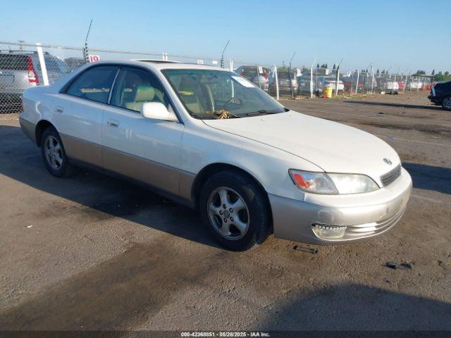  Salvage Lexus Es
