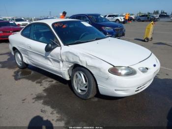 Salvage Ford Escort