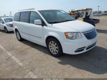  Salvage Chrysler Town & Country