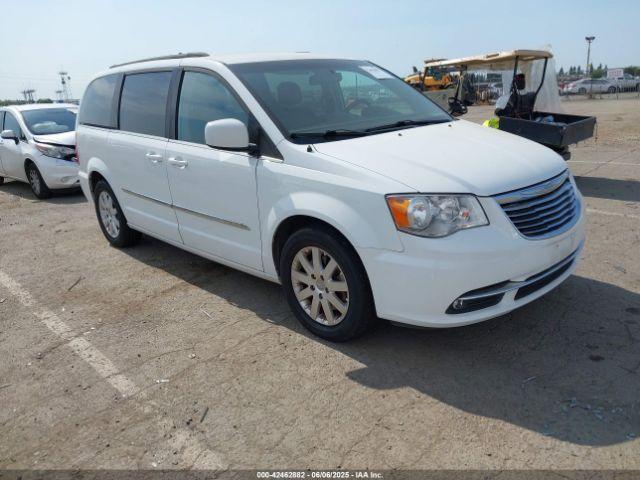  Salvage Chrysler Town & Country