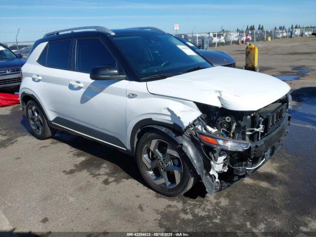  Salvage Hyundai VENUE