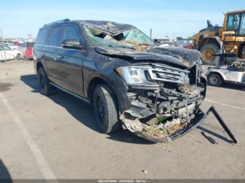  Salvage Ford Expedition