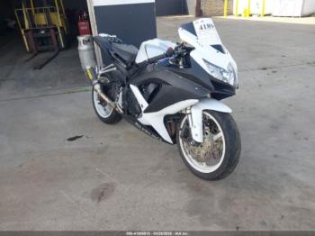  Salvage Suzuki Gsx-r600