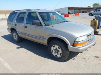  Salvage Chevrolet Blazer