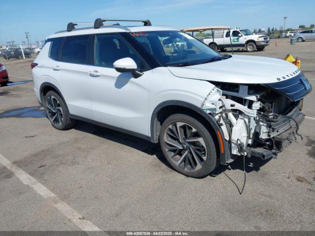  Salvage Mitsubishi Outlander