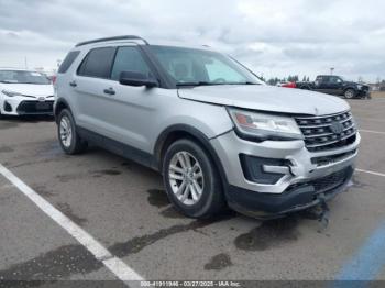  Salvage Ford Explorer