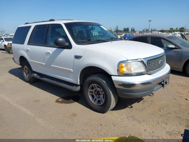  Salvage Ford Expedition