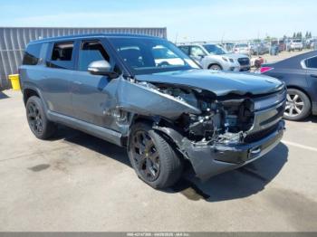  Salvage Rivian R1s