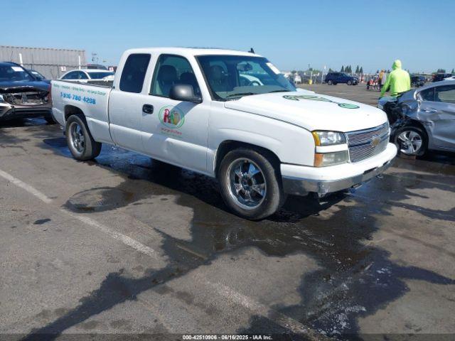  Salvage Chevrolet Silverado 1500