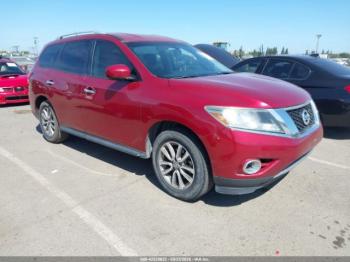  Salvage Nissan Pathfinder