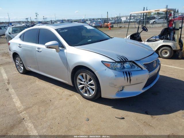  Salvage Lexus Es