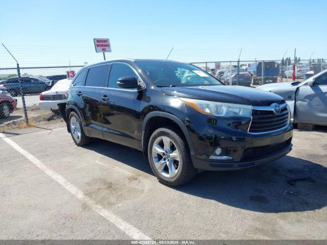  Salvage Toyota Highlander
