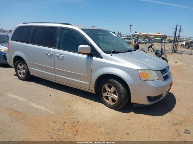  Salvage Dodge Grand Caravan
