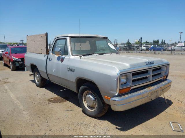  Salvage Dodge D-series