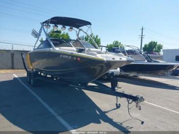  Salvage Mastercraft X35 Boat