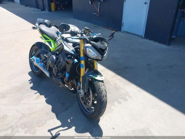  Salvage Triumph Motorcycle Street Triple